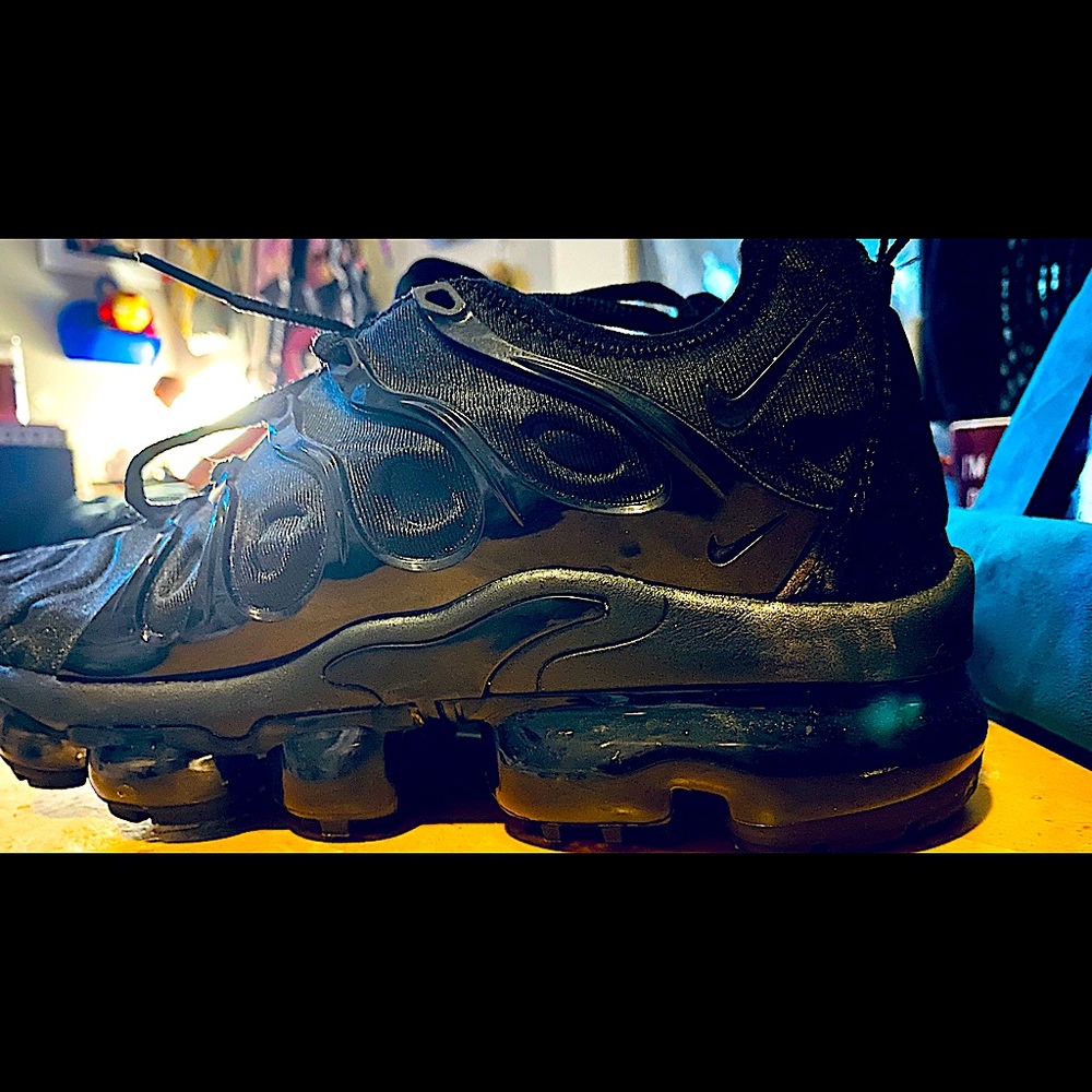 Women’s Nikes “Air VaporMax Plus” - BRAND NEW -